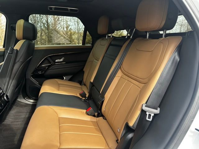 Used 2025 Land Rover Range Rover Sport Dynamic SE image 14