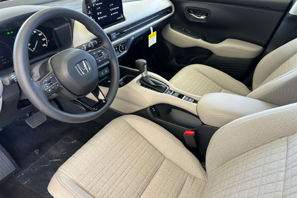 New 2027 Honda HR-V LX image 10