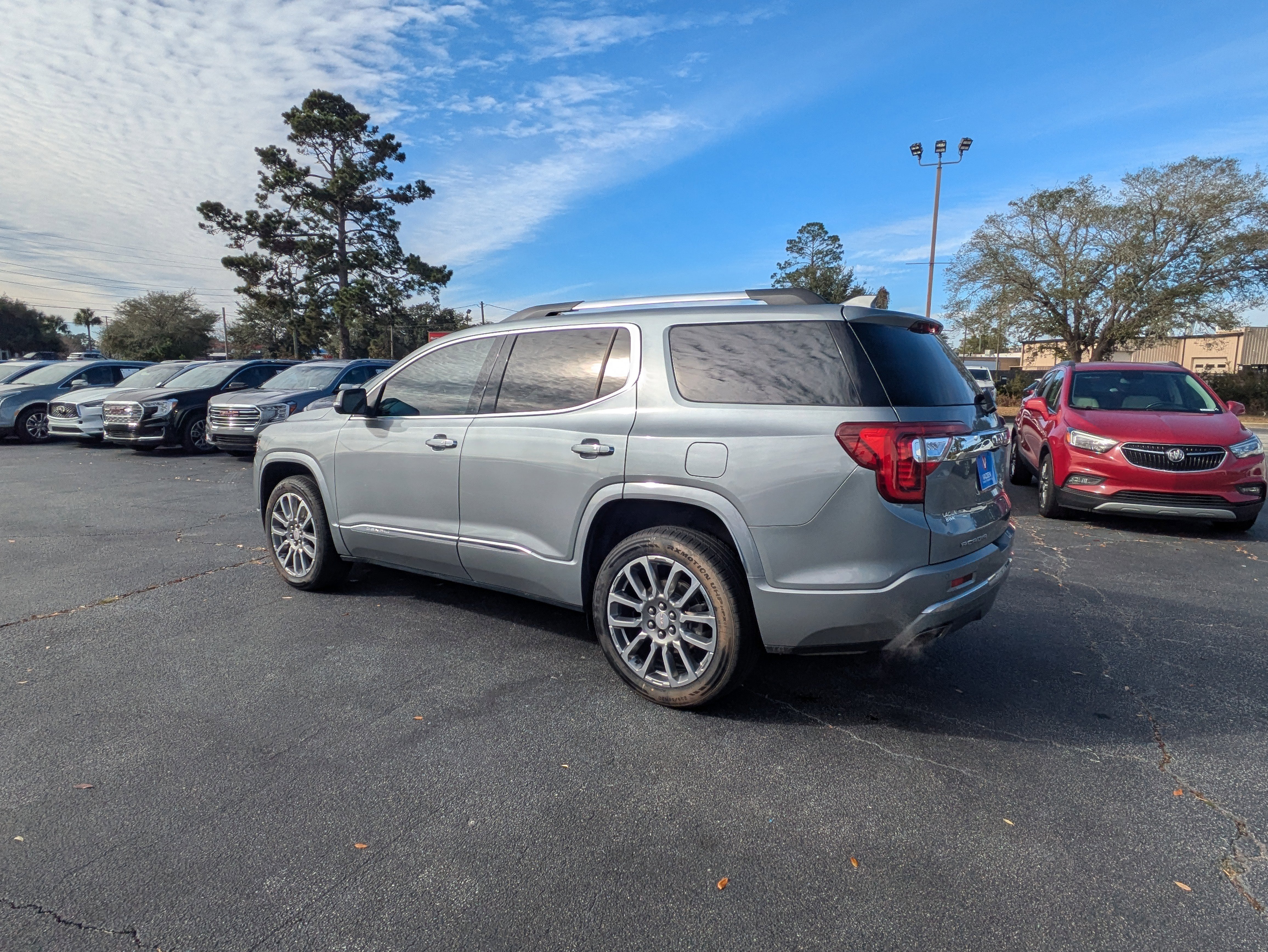 Used 2023 GMC Acadia Denali w/ Denali Ultimate Package image 30
