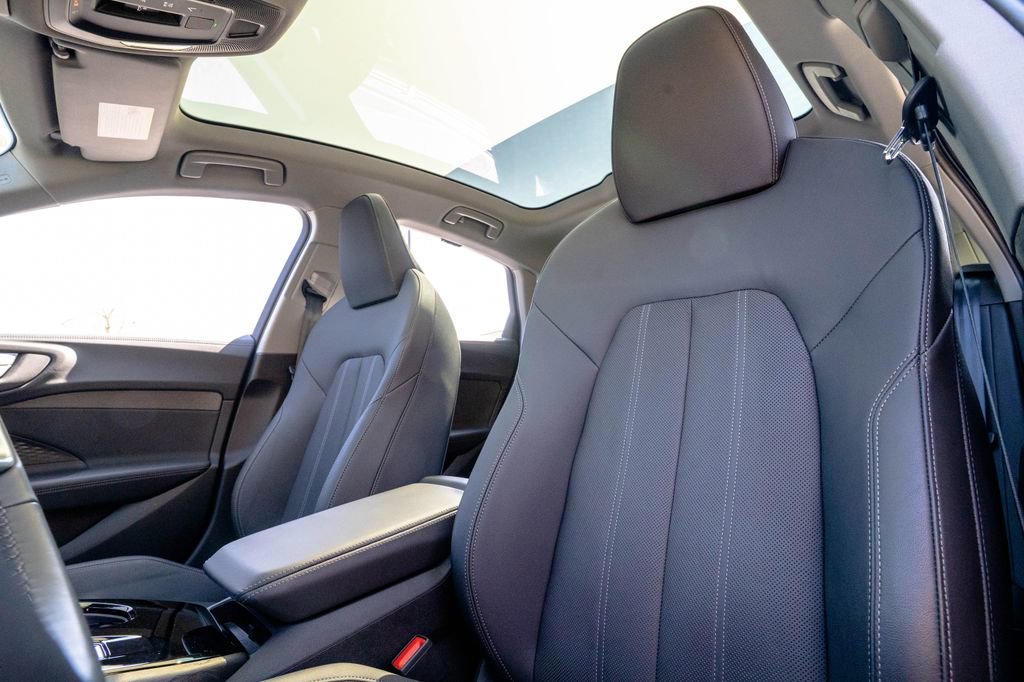 Used 2025 Audi A5 2.0T Premium Plus w/ Premium Plus AWD/4WD image 5