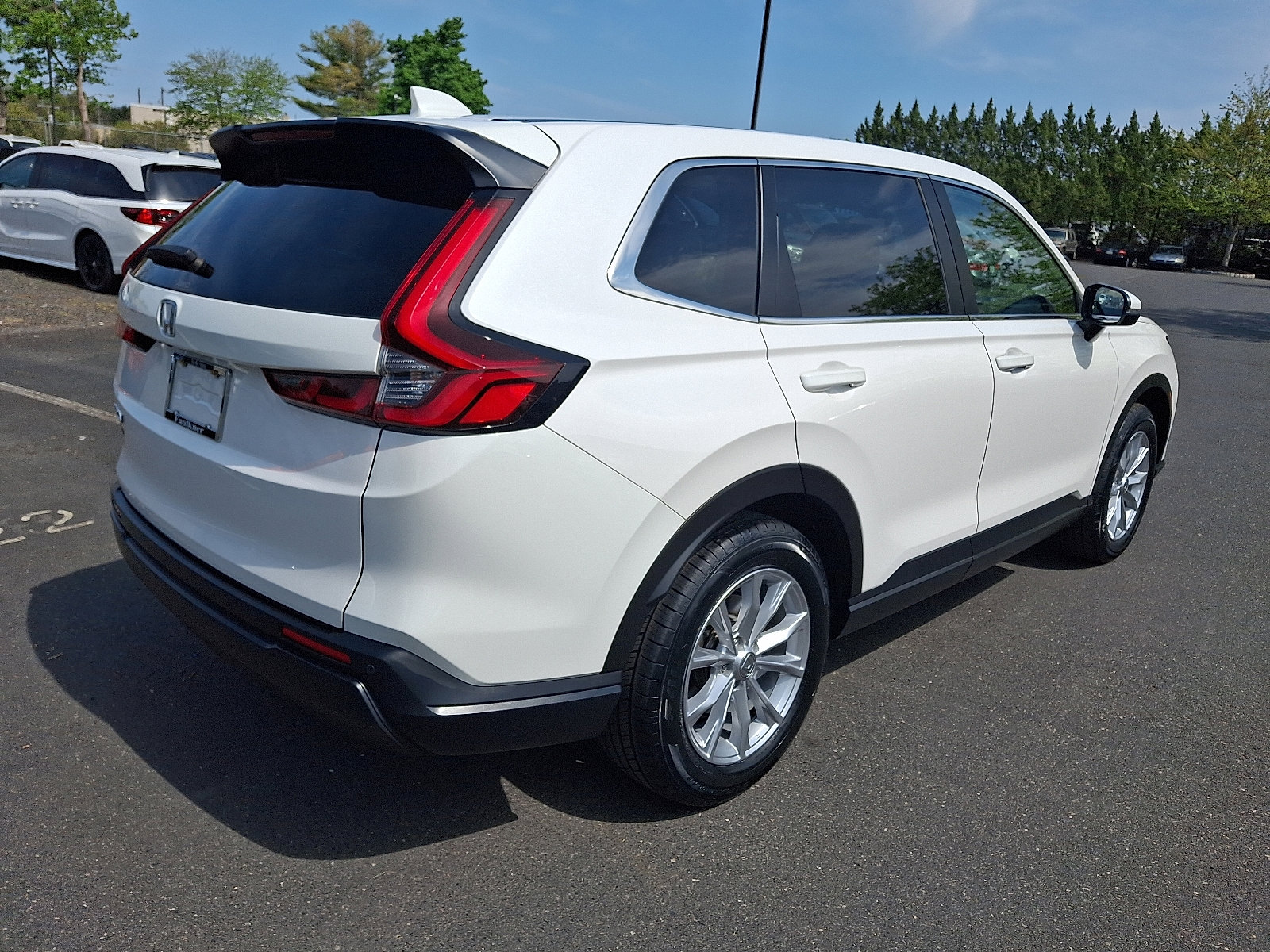 Used 2024 Honda CR-V EX-L image 6