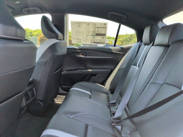 New 2026 Toyota Camry SE w/ Multimedia Upgrade Package FWD image 29