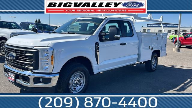New 2025 Ford F250 XL w/ XL Chrome Package