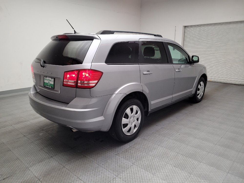 Used 2017 Dodge Journey SE w/ Flexible Seating Group FWD image 9
