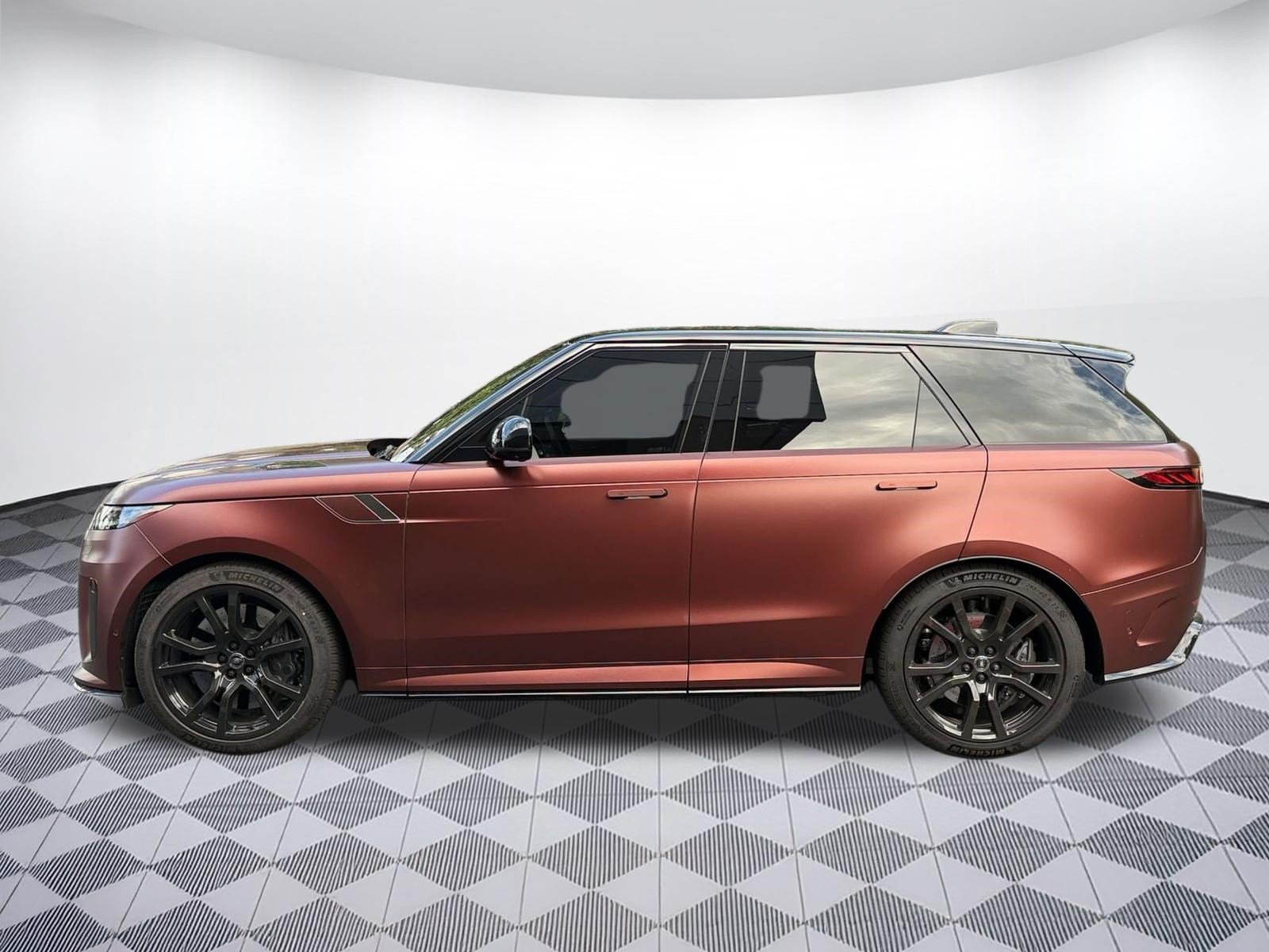 Used 2025 Land Rover Range Rover Sport SV Edition Two AWD/4WD image 2