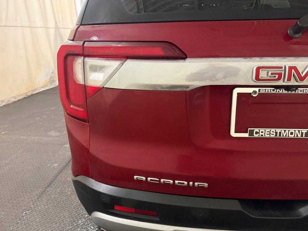 Used 2023 GMC Acadia SLT w/ Technology Package image 13