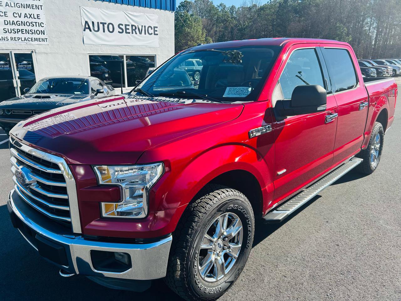 Used 2015 Ford F150 XLT w/ Equipment Group 302A Luxury AWD/4WD image 1