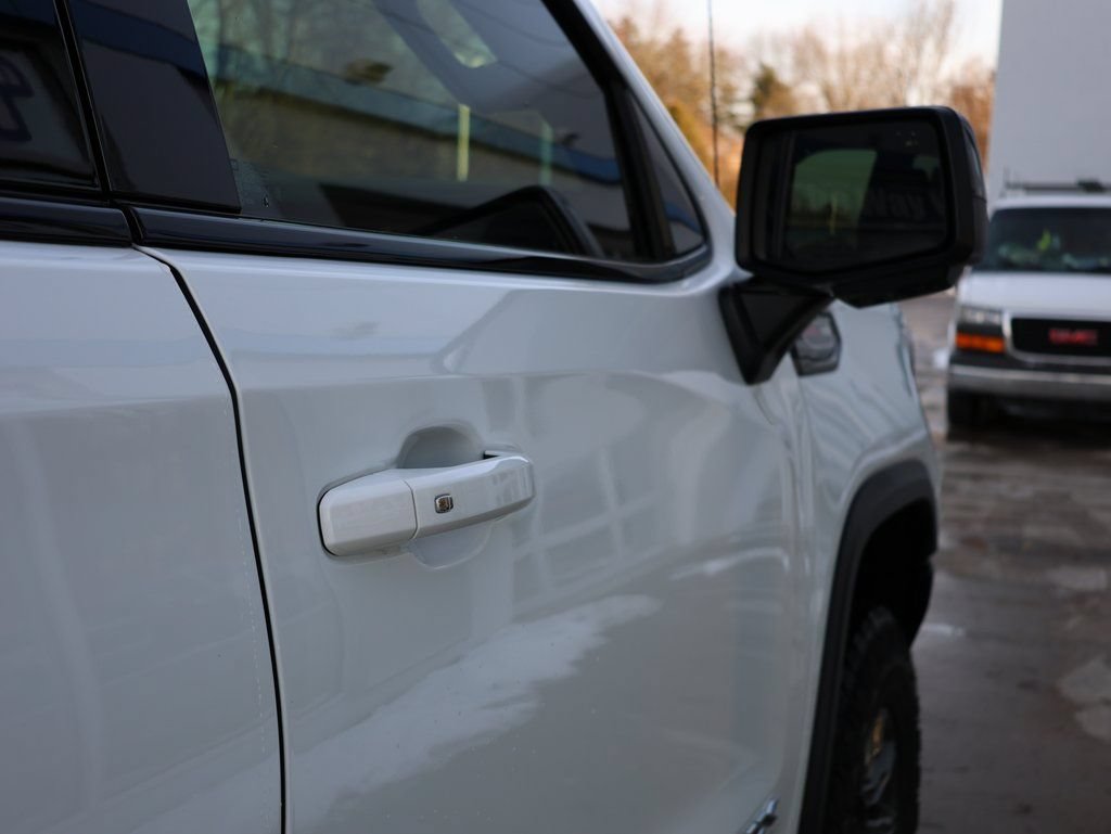 New 2025 GMC Sierra 1500 AT4X AWD/4WD image 43