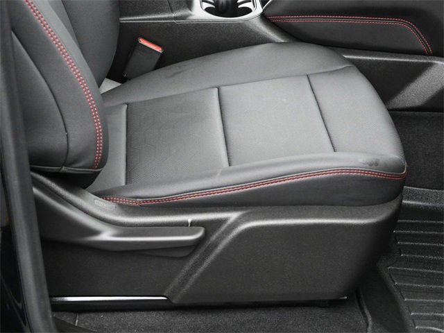 Used 2024 Chevrolet Colorado Z71 w/ Z71 Convenience Package 2 image 15