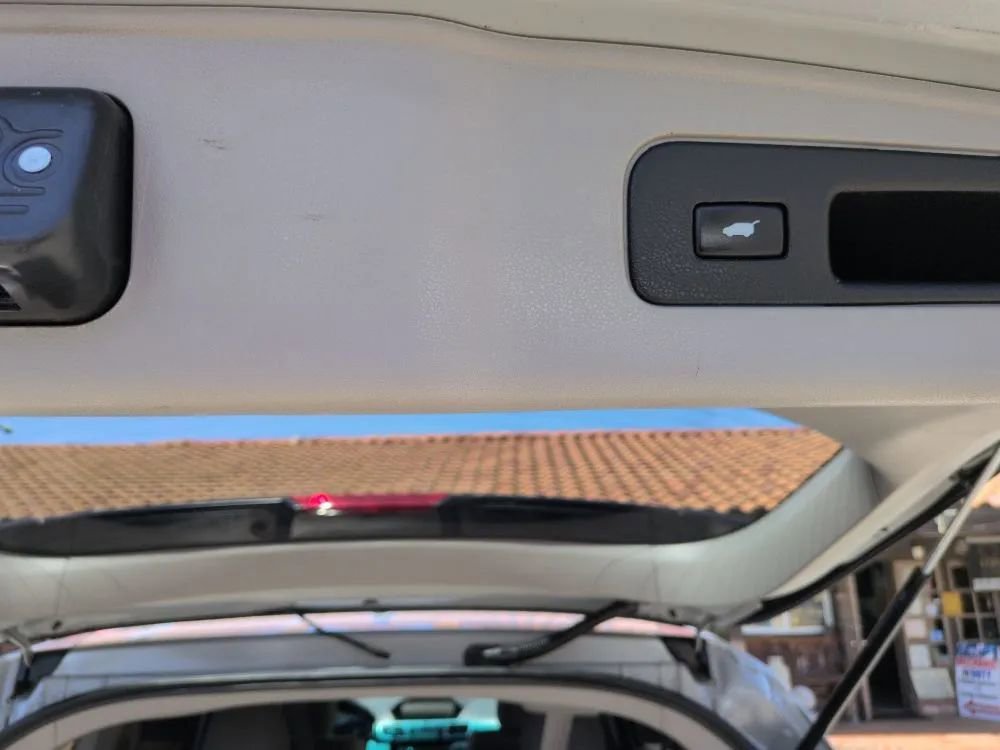 Used 2011 Honda Odyssey EX-L image 22