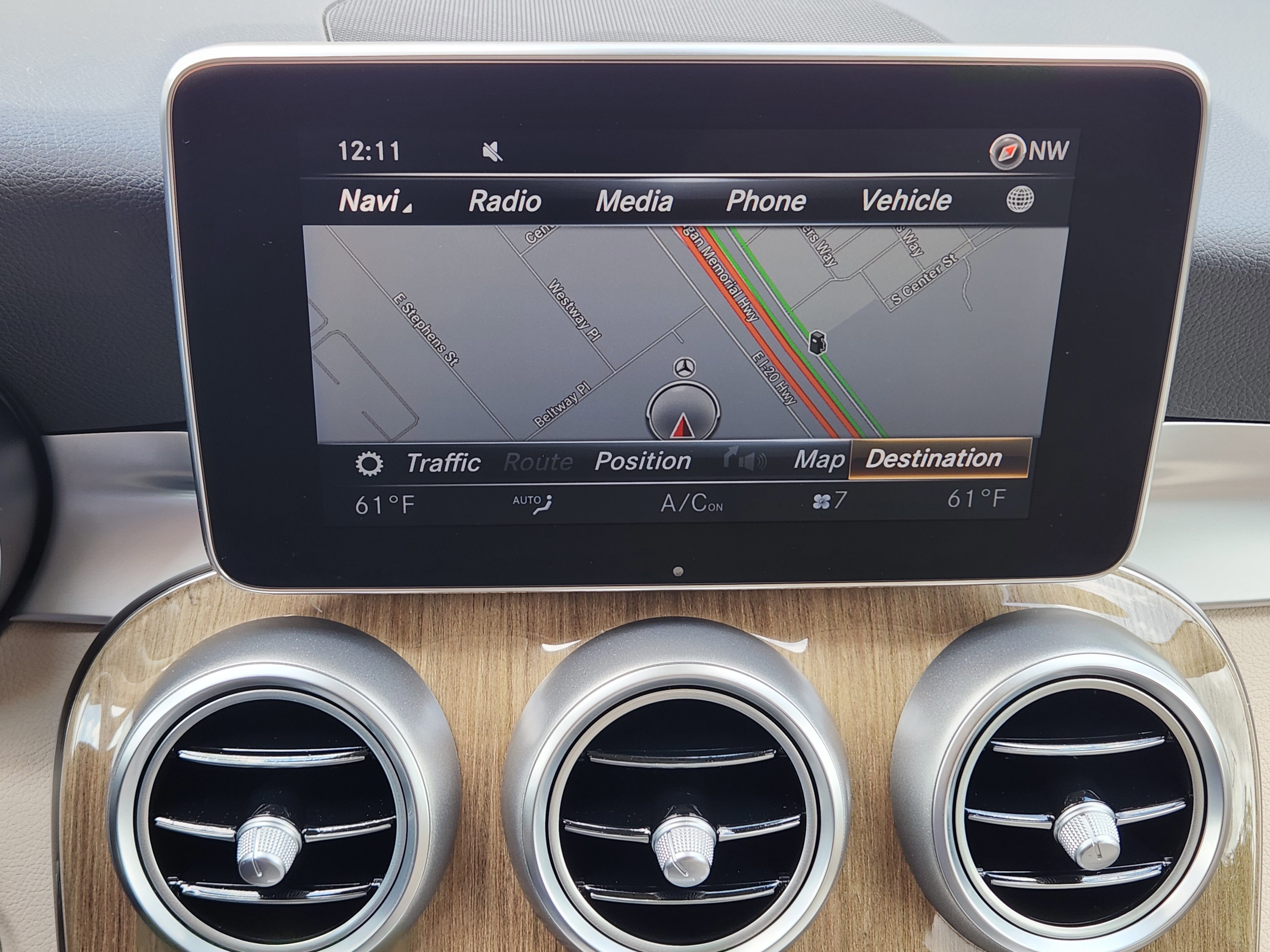 Used 2018 Mercedes-Benz GLC 300 4MATIC image 10