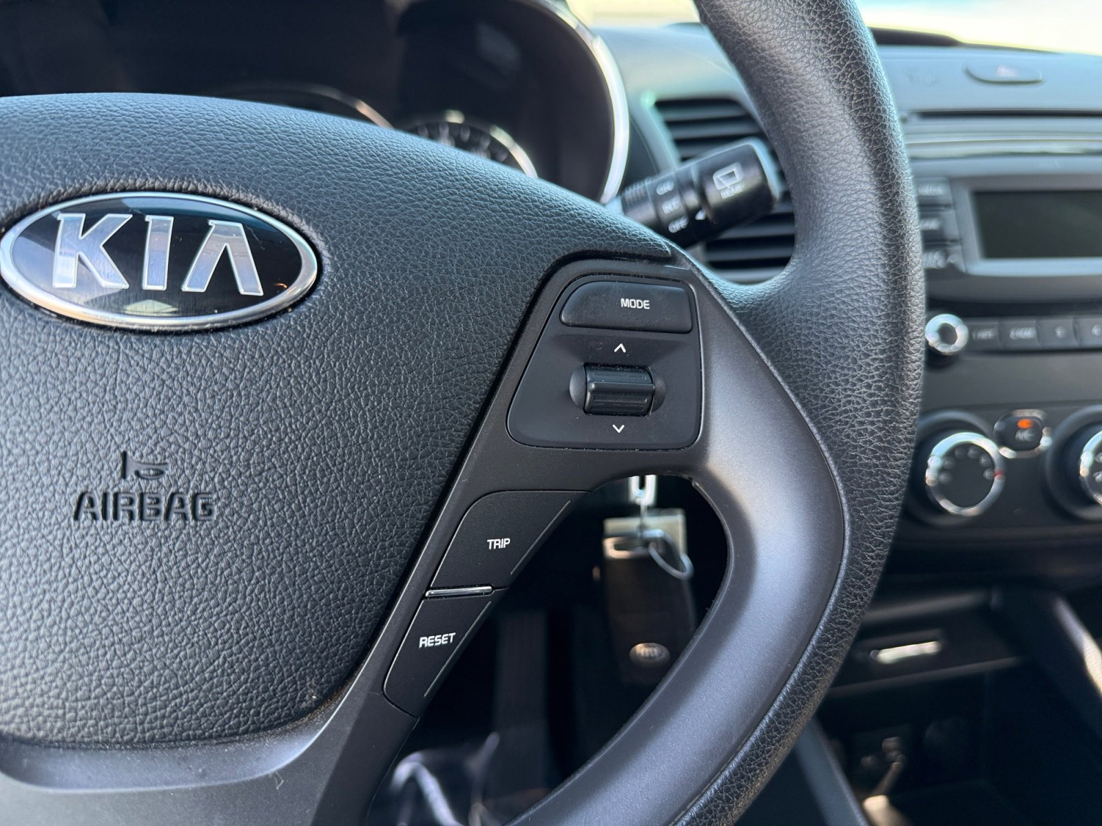 Used 2017 Kia Forte LX FWD image 20
