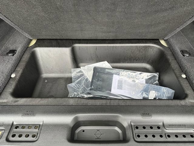 Used 2025 Jeep Wrangler Unlimited Rubicon image 16