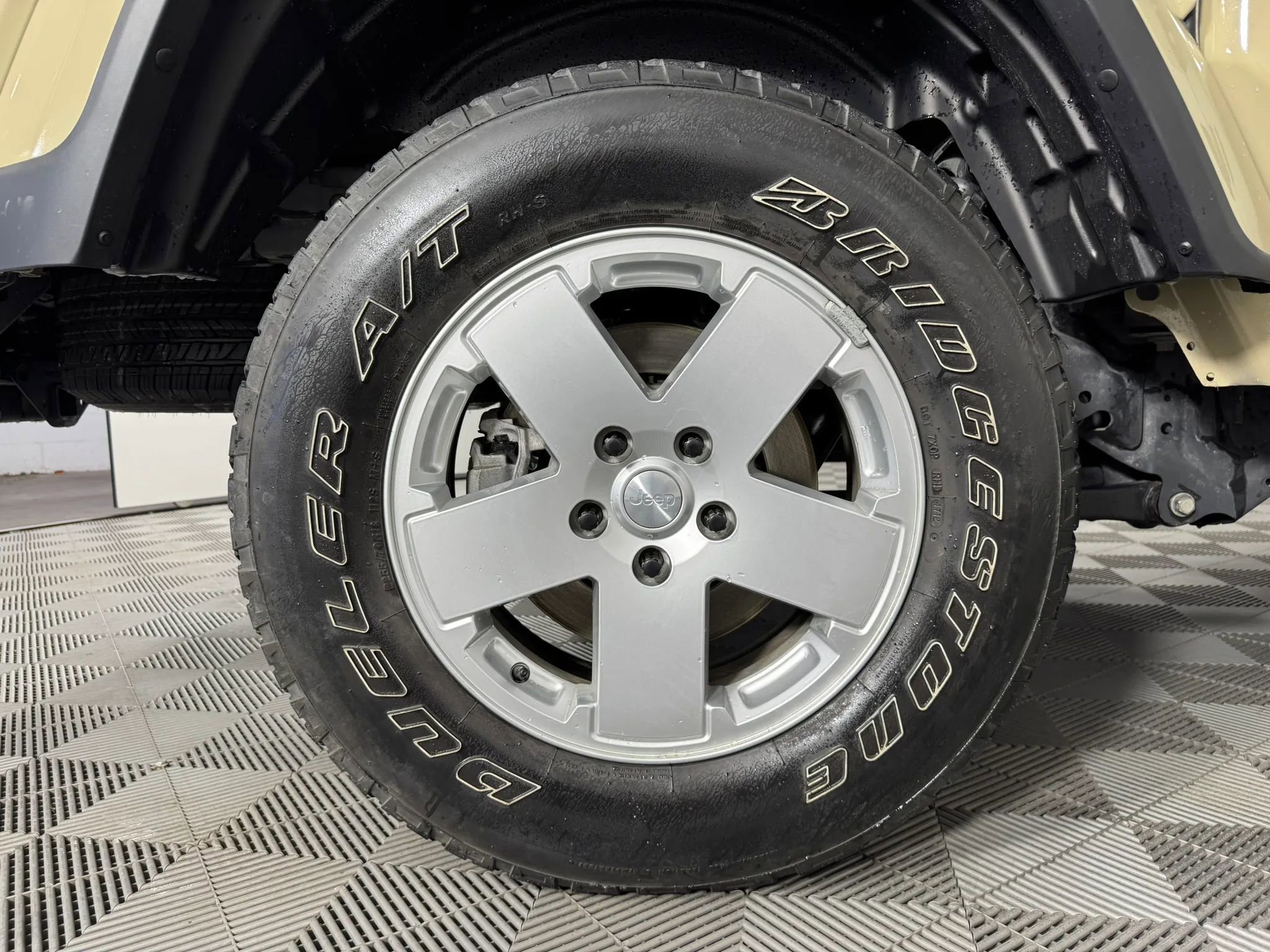 Used 2022 Jeep Gladiator Overland w/ Popular Equipment Package image 45