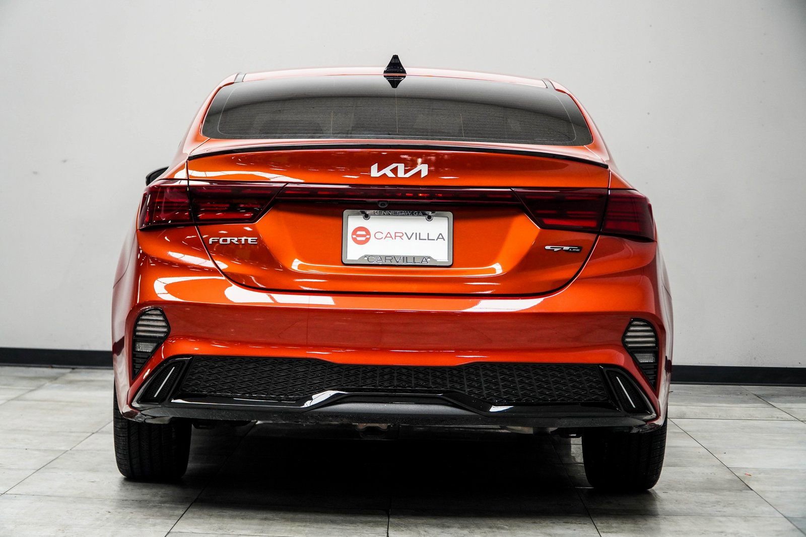 Used 2024 Kia Forte GT-Line w/ GT-Line Premium Package image 11