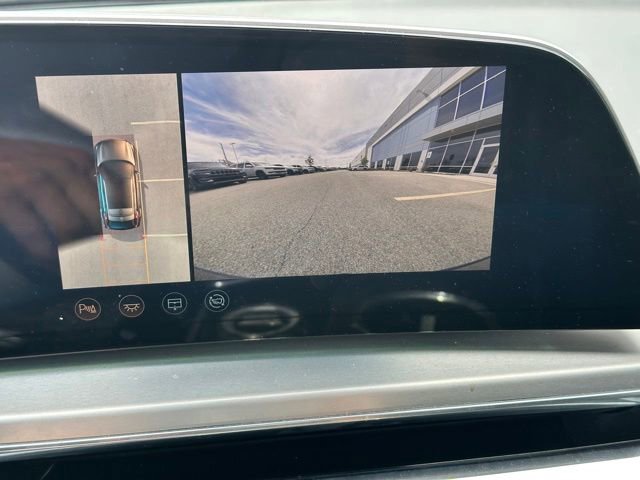 Used 2024 Cadillac Lyriq Sport AWD/4WD image 24