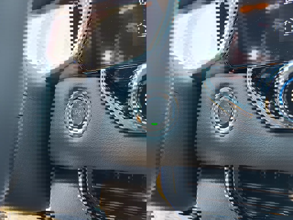 New 2026 GMC Canyon Elevation w/ Convenience Package image 21