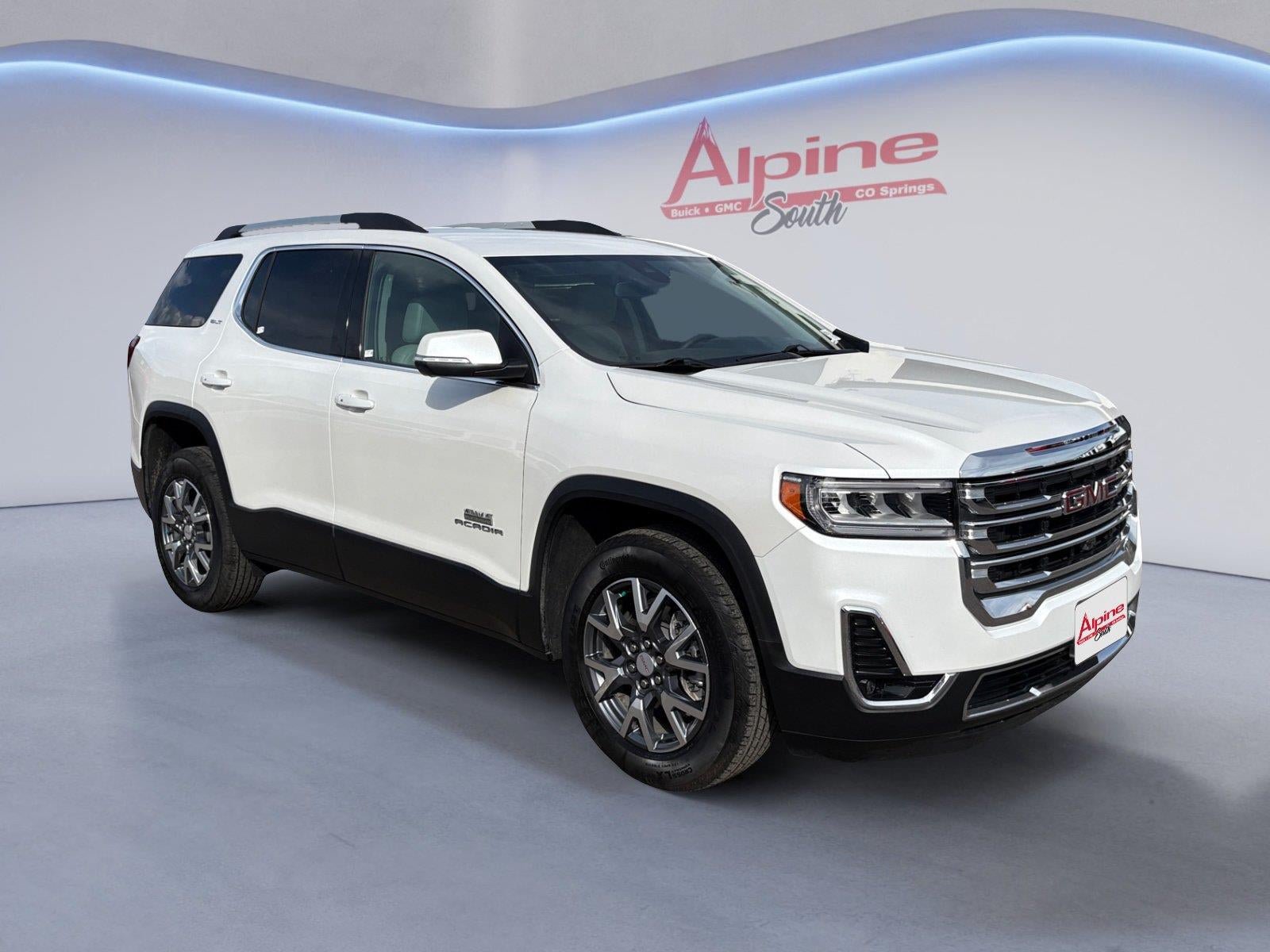 Certified 2023 GMC Acadia SLT w/ Technology Package AWD/4WD image 7