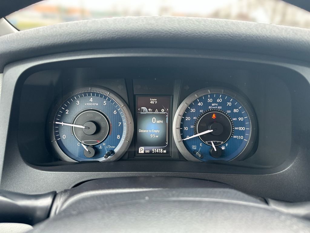 Used 2020 Toyota Sienna L image 10