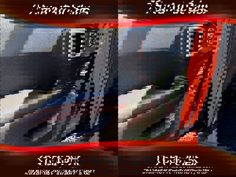 Used 2018 Jeep Wrangler Unlimited Rubicon w/ Dual Top Group image 7