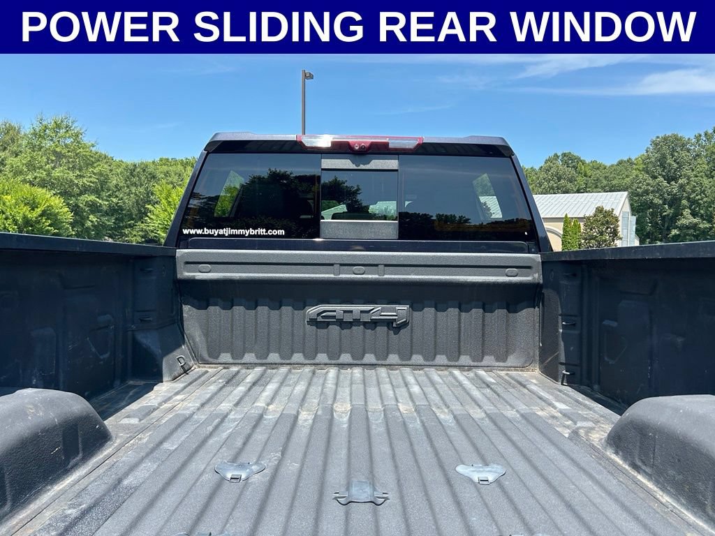 Used 2024 GMC Sierra 3500 AT4 w/ Technology Package AWD/4WD image 16