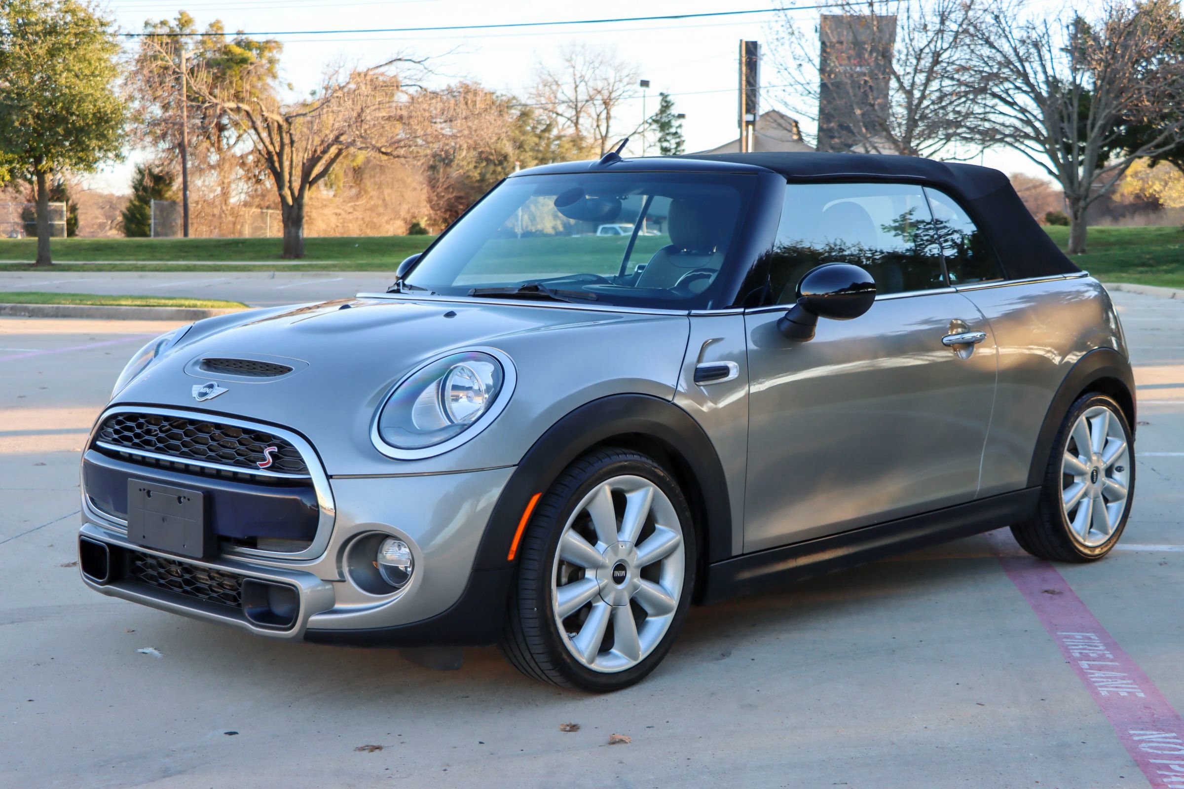 Used 2017 MINI Cooper S image 10