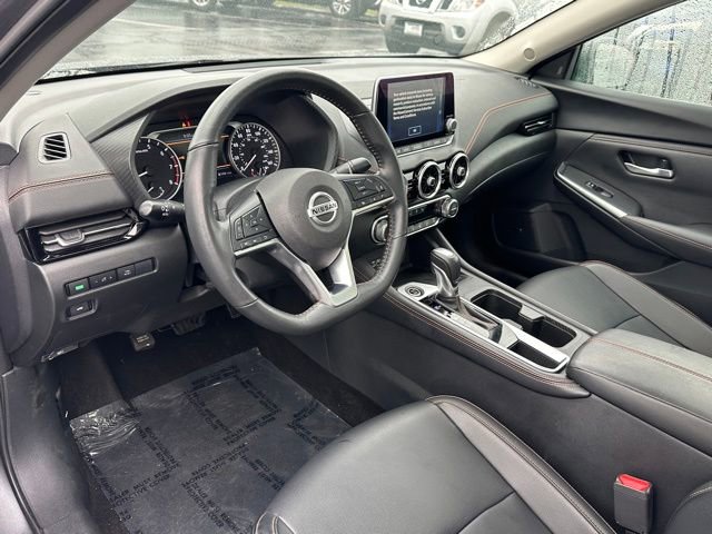 Used 2023 Nissan Sentra SR w/ SR Premium Package image 31