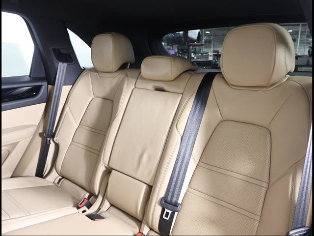 Used 2020 Porsche Cayenne AWD/4WD image 10