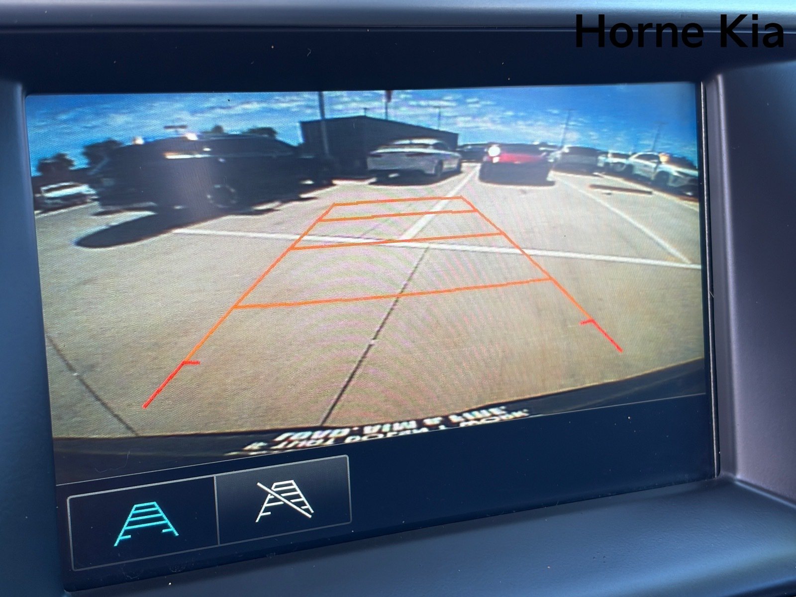 Used 2018 GMC Acadia SLE FWD image 24