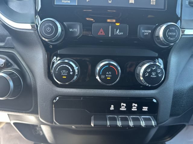 Used 2025 RAM 1500 Big Horn AWD/4WD image 38