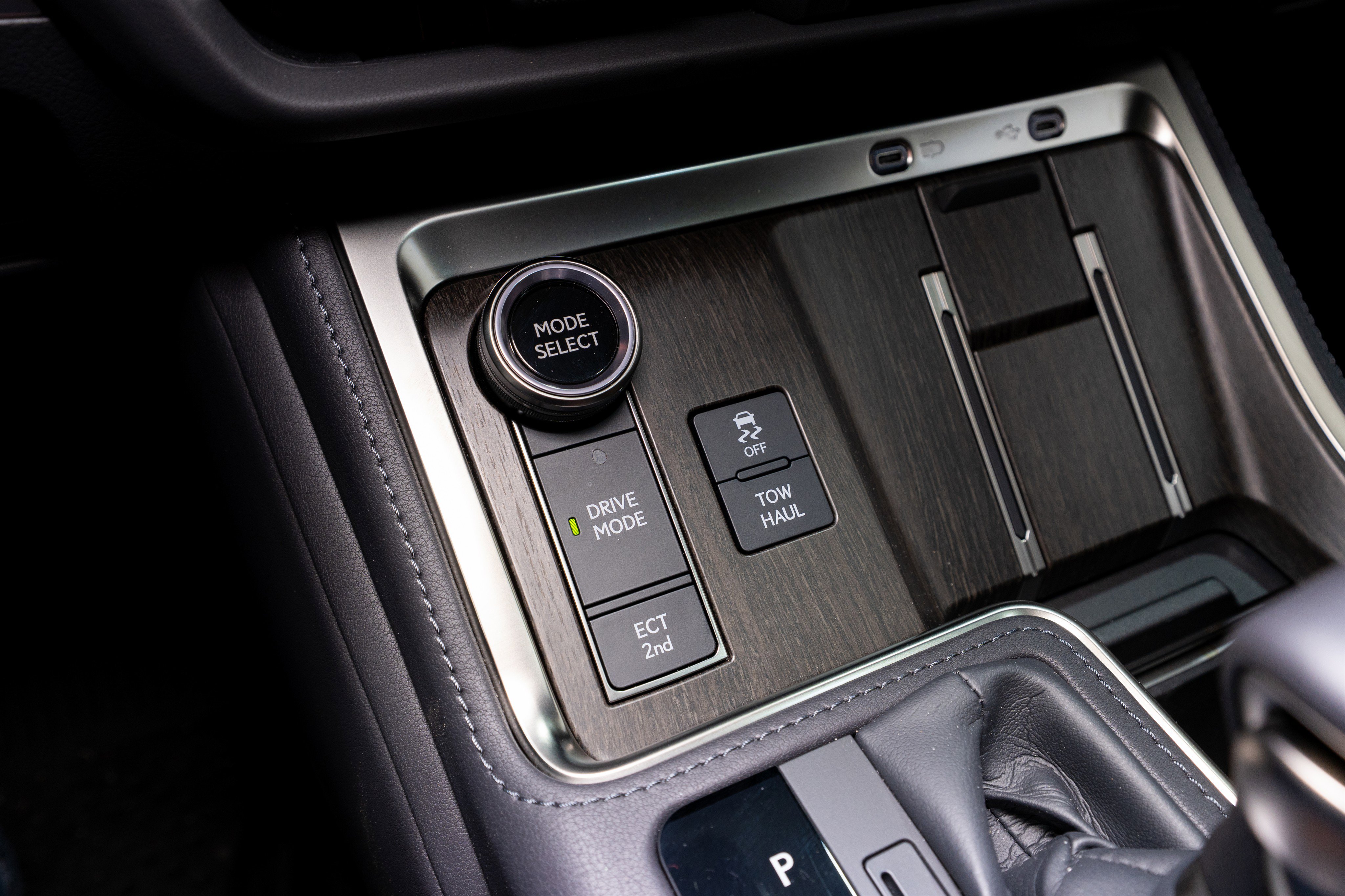 Used 2025 Lexus GX 550 image 25