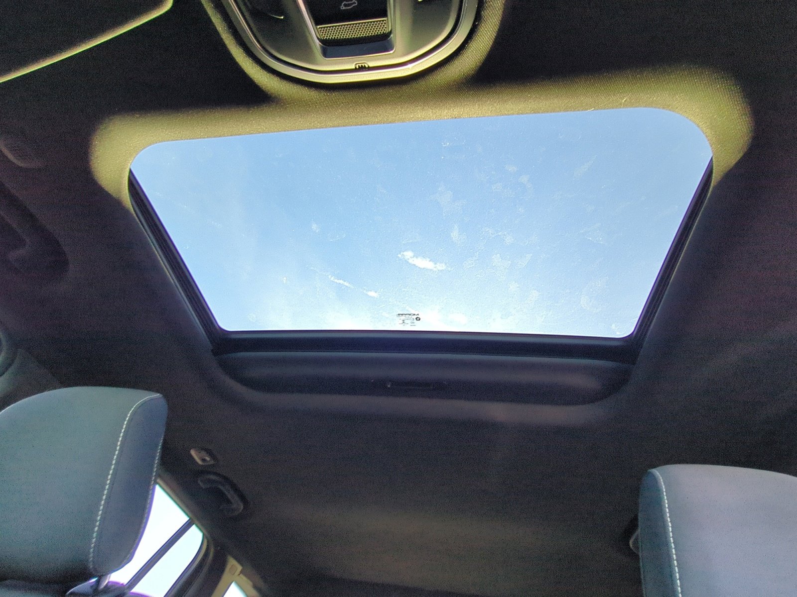 New 2025 Jeep Grand Cherokee Laredo w/ Luxury Tech Group I image 32