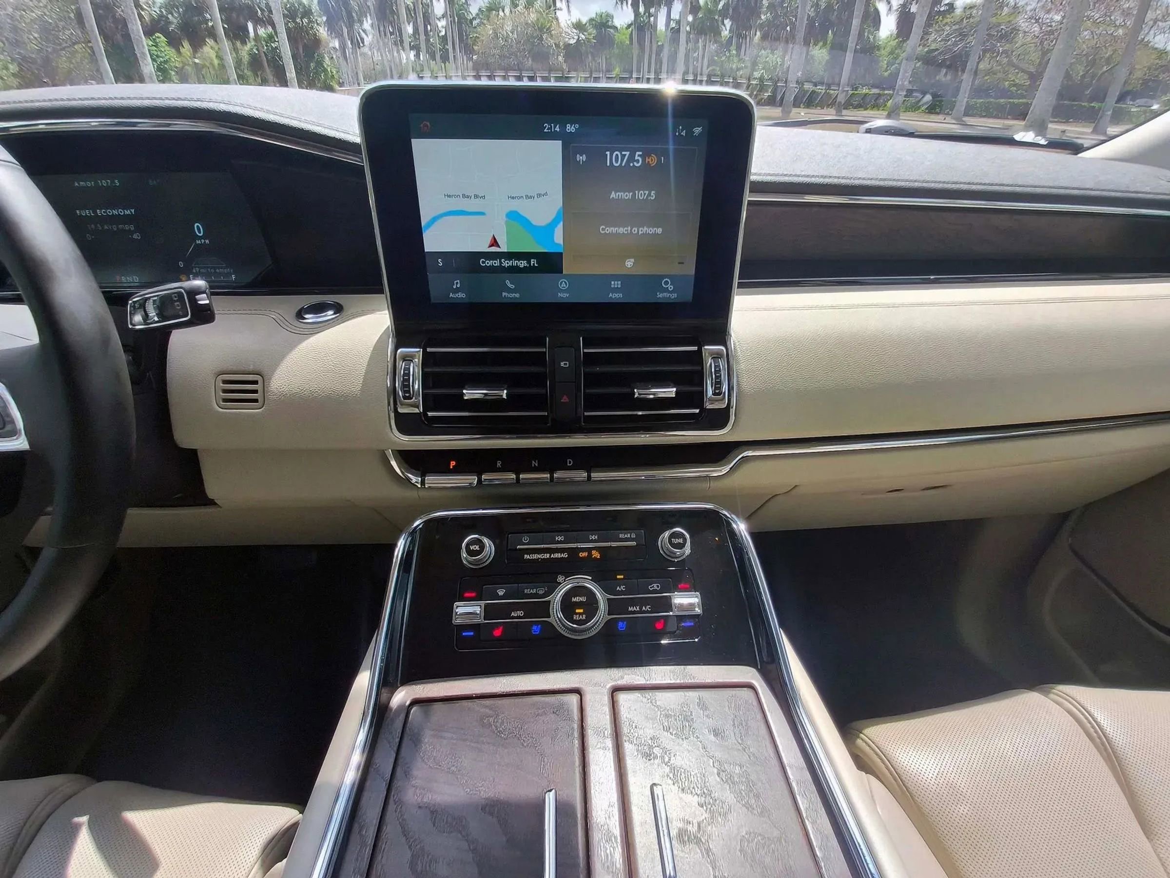 Used 2020 Lincoln Navigator Reserve w/ Equipment Group 201A Reserve RWD image 25