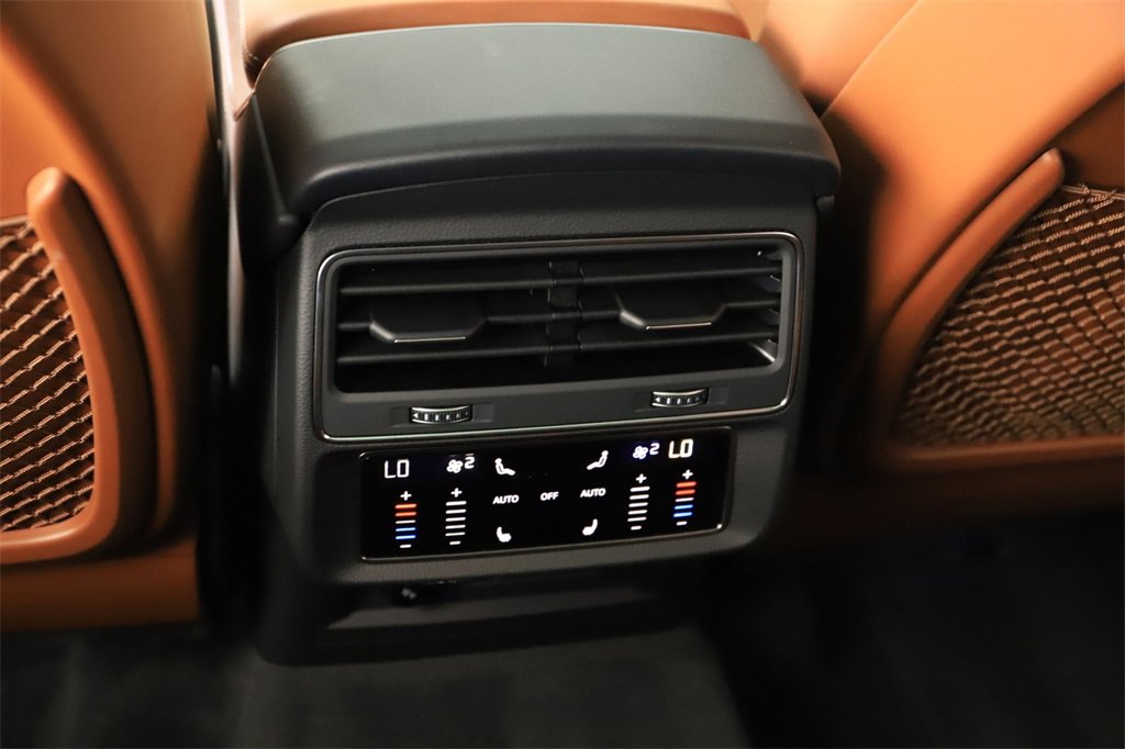 Certified 2025 Audi Q8 Prestige w/ Prestige Package image 22