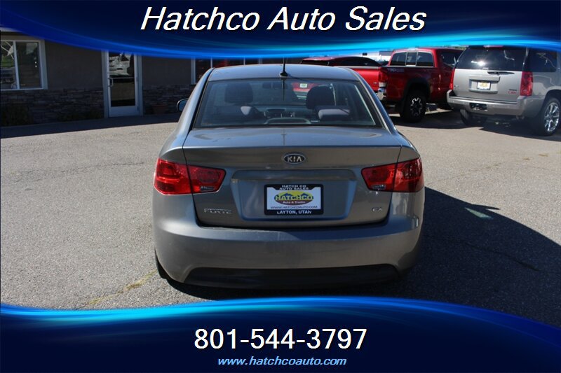 Used 2012 Kia Forte EX FWD image 4