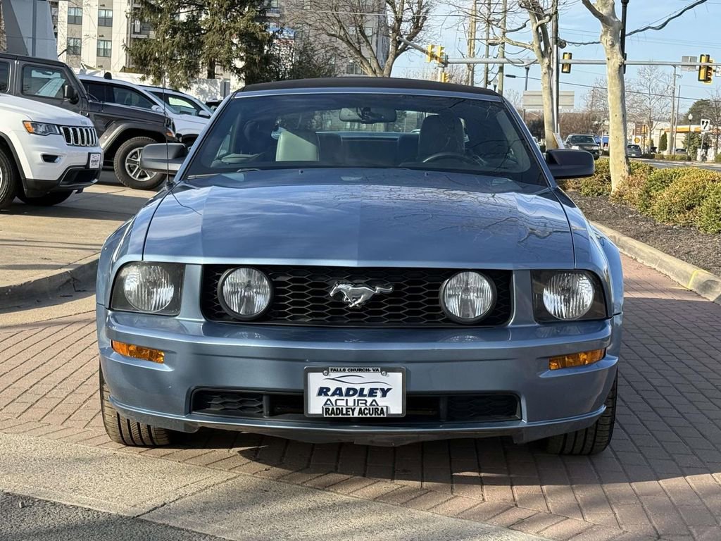 Used 2007 Ford Mustang GT Premium RWD image 3