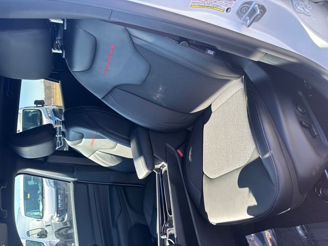 New 2026 Jeep Compass Trailhawk w/ Sun, Sound & Navigation Group image 9