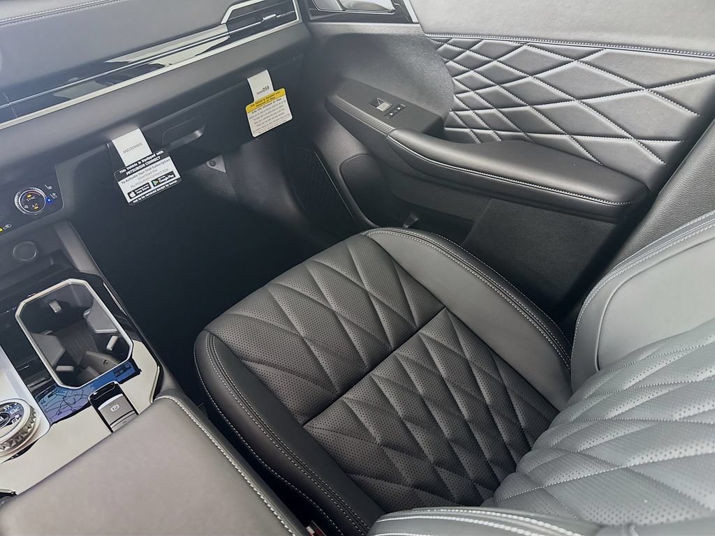 New 2026 Mitsubishi Outlander SEL Black Edition FWD image 25