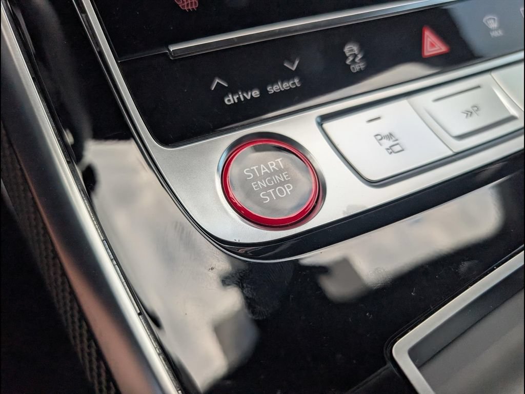 Used 2023 Audi RS Q8 w/ Black Optic Package AWD/4WD image 17
