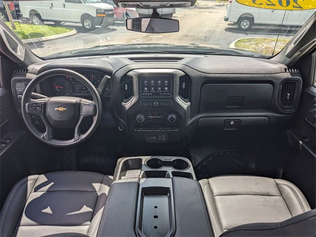 Used 2025 Chevrolet Silverado 1500 W/T w/ Trailering Package image 9