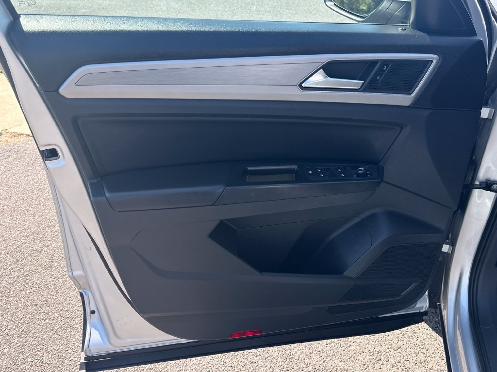 Used 2018 Volkswagen Atlas SE AWD/4WD image 12
