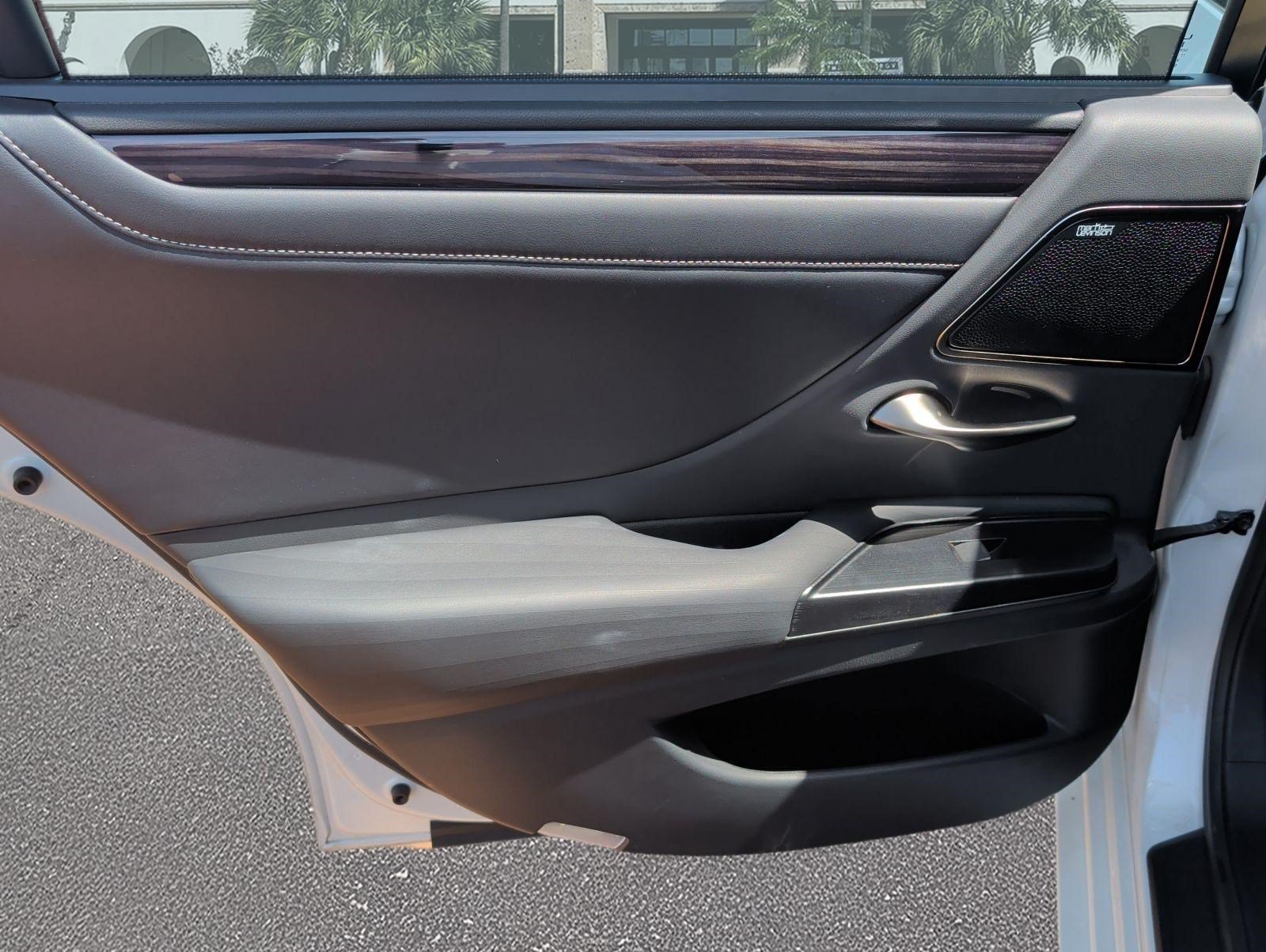 Certified 2020 Lexus ES 350 Ultra Luxury w/ Accessory Package 2 FWD image 24