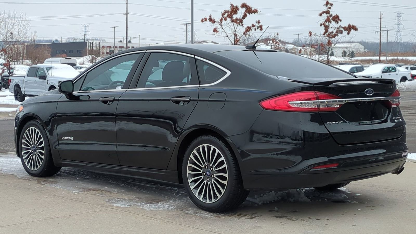 Used 2018 Ford Fusion Titanium image 3