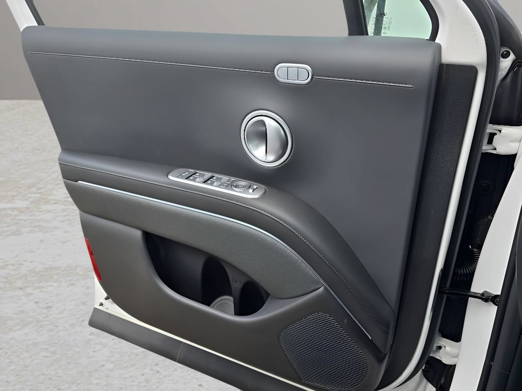 New 2026 Hyundai Palisade Calligraphy AWD/4WD image 18
