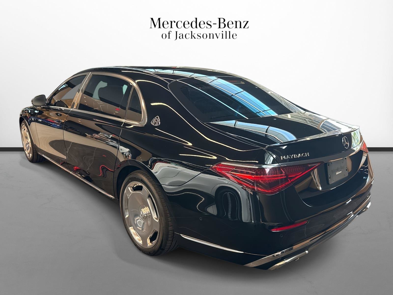 Certified 2024 Mercedes-Benz Maybach S 680 4MATIC image 5