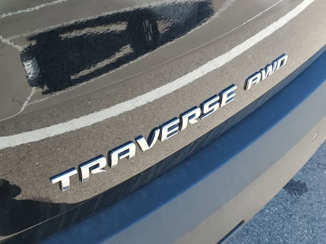 Used 2022 Chevrolet Traverse LT AWD/4WD image 37