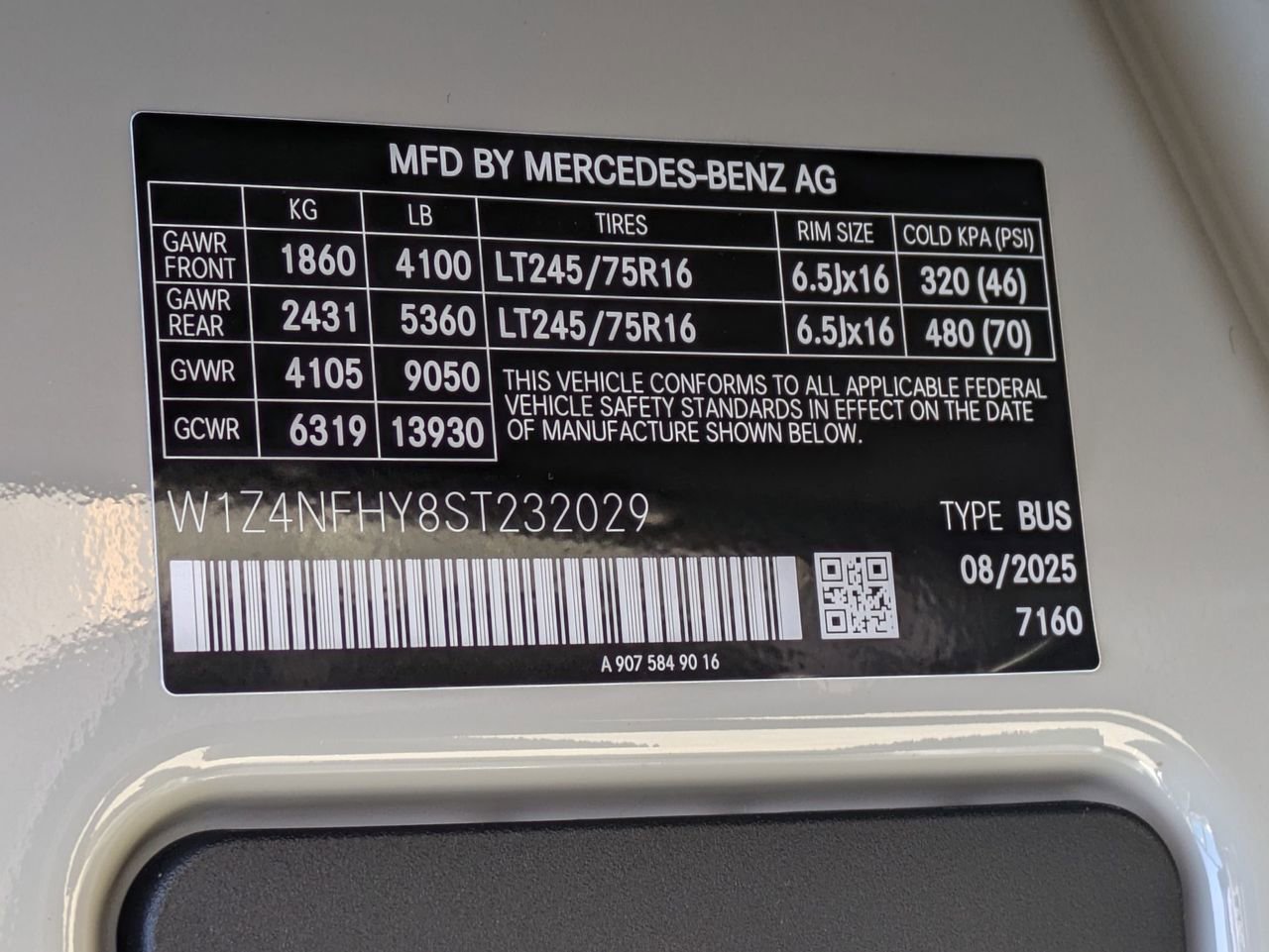 New 2025 Mercedes-Benz Sprinter 2500 image 11