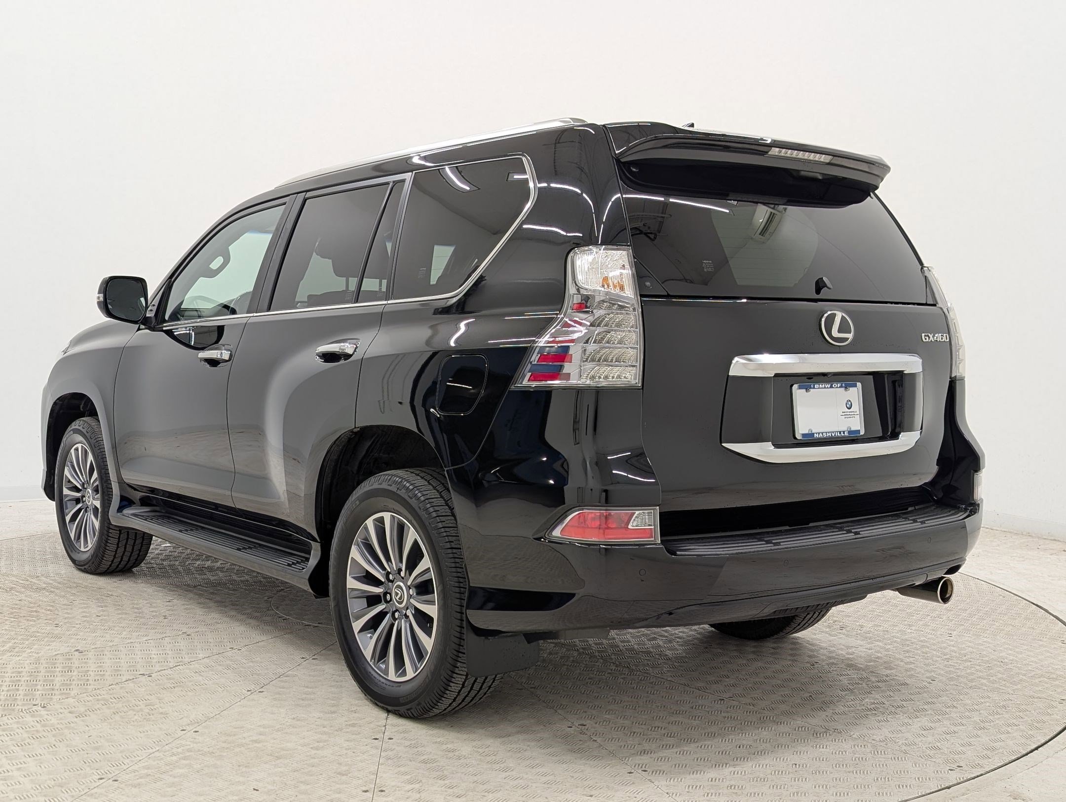 Used 2022 Lexus GX 460 Luxury w/ Accessory Package image 3
