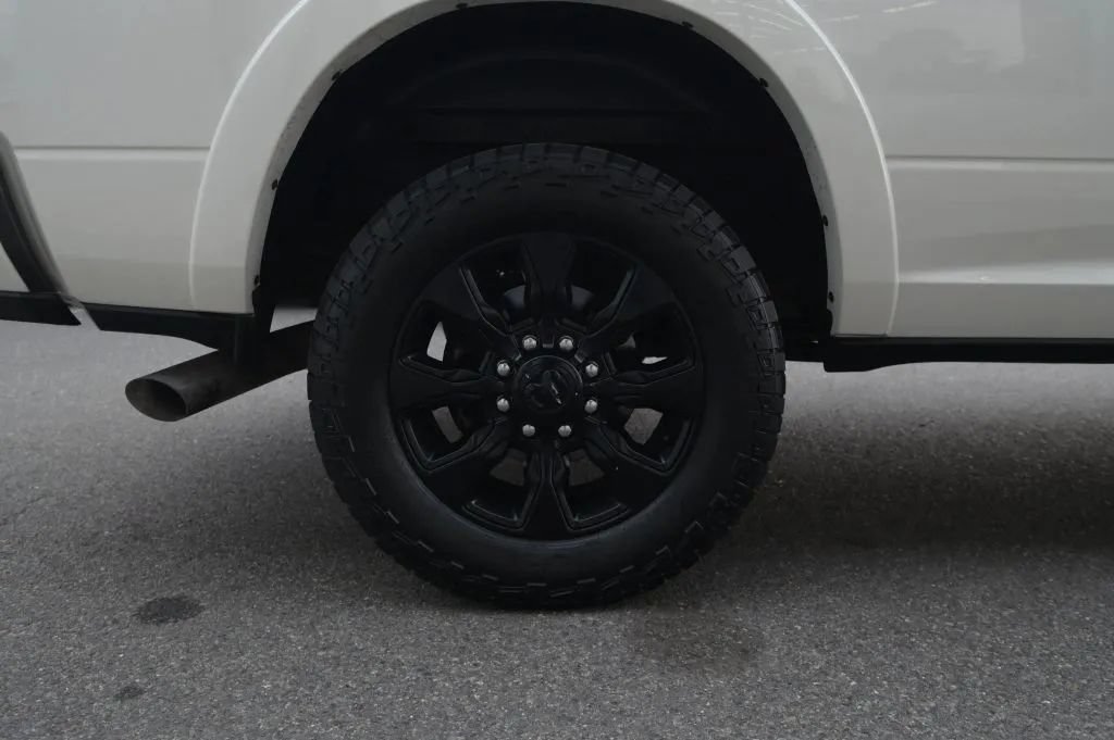 Used 2022 RAM 3500 Limited AWD/4WD image 26