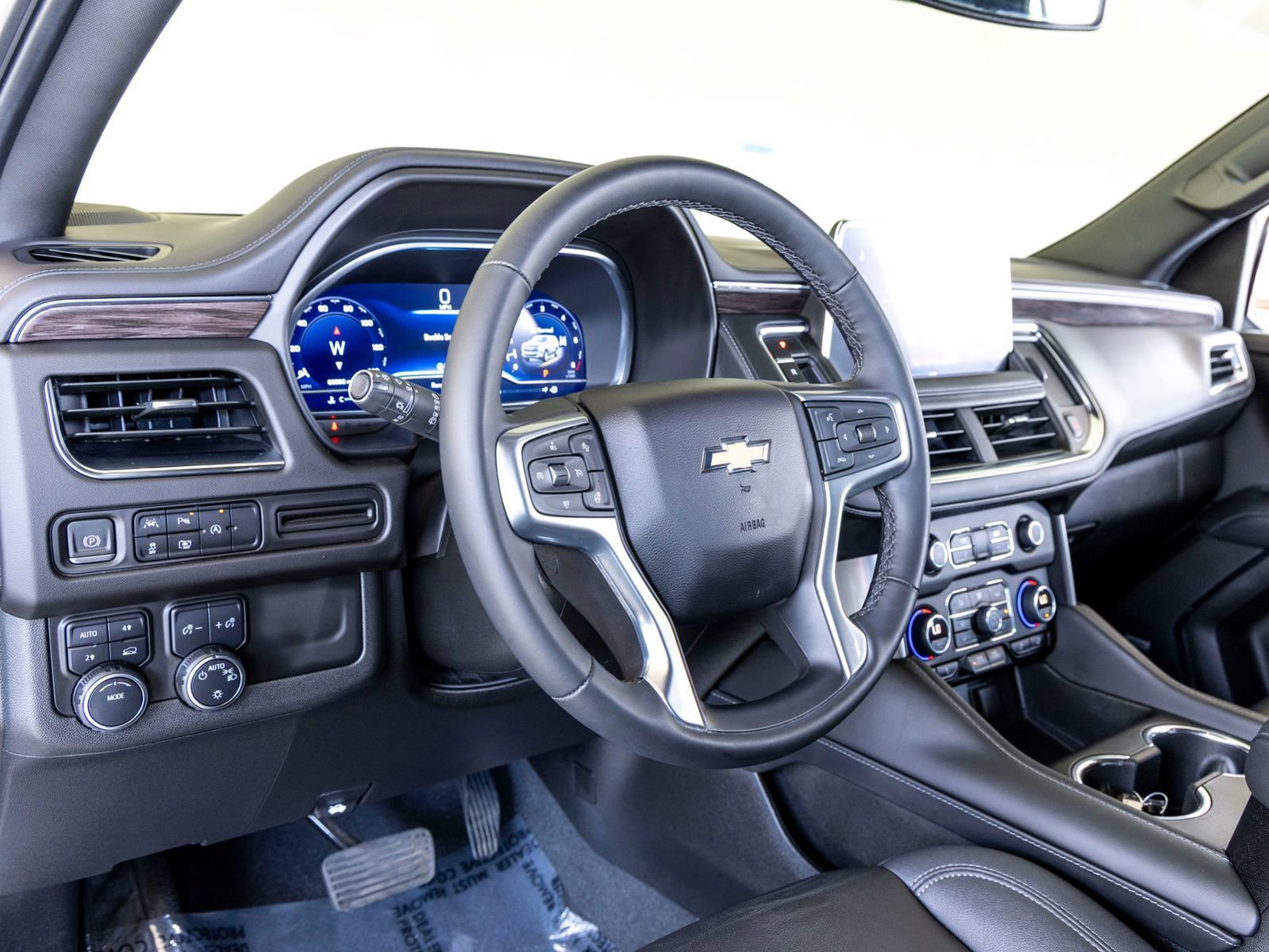 Used 2023 Chevrolet Tahoe LT w/ LT Signature Plus Package image 17